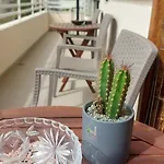 Апартаменты Stylish And Modern Near Nea Chora Ханья
