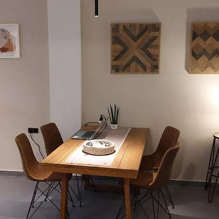 아파트 Stylish And Modern Near Nea Chora *