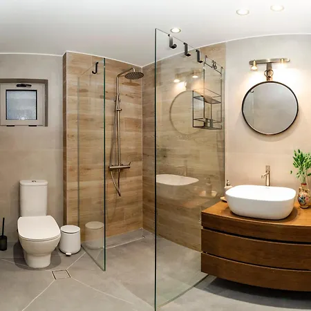 Stylish And Modern Near Nea Chora