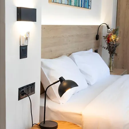 Apartment Stylish And Modern Near Nea Chora