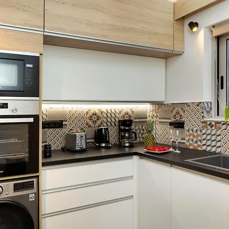아파트 Stylish And Modern Near Nea Chora 하니아
