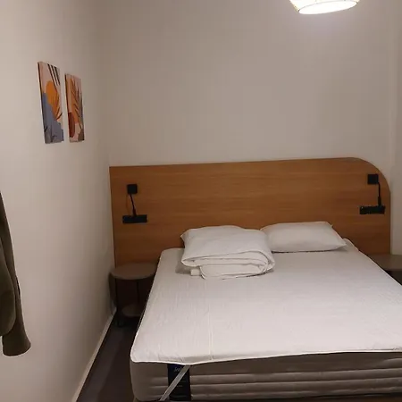 아파트 Stylish And Modern Near Nea Chora *