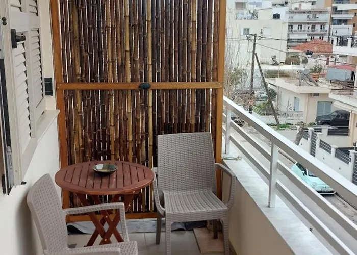 Stylish And Modern Near Nea Chora Apartment