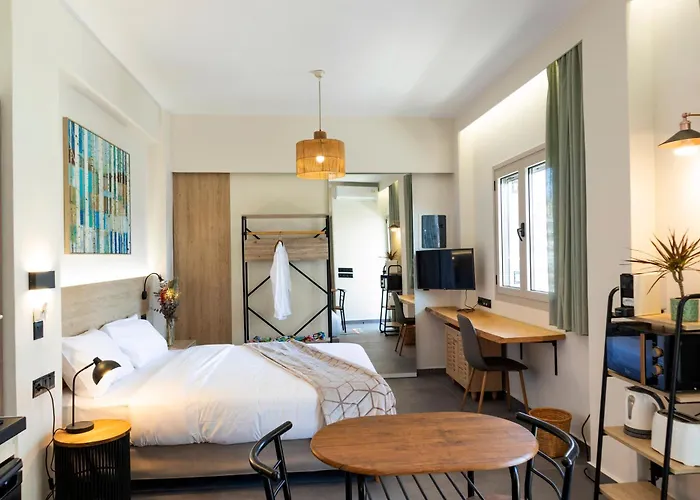 Apartment Stylish And Modern Near Nea Chora