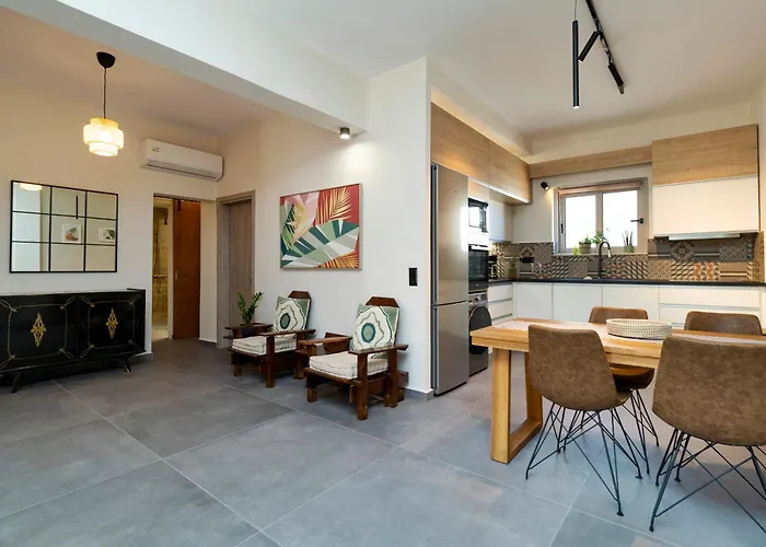 Apartment Stylish And Modern Near Nea Chora *