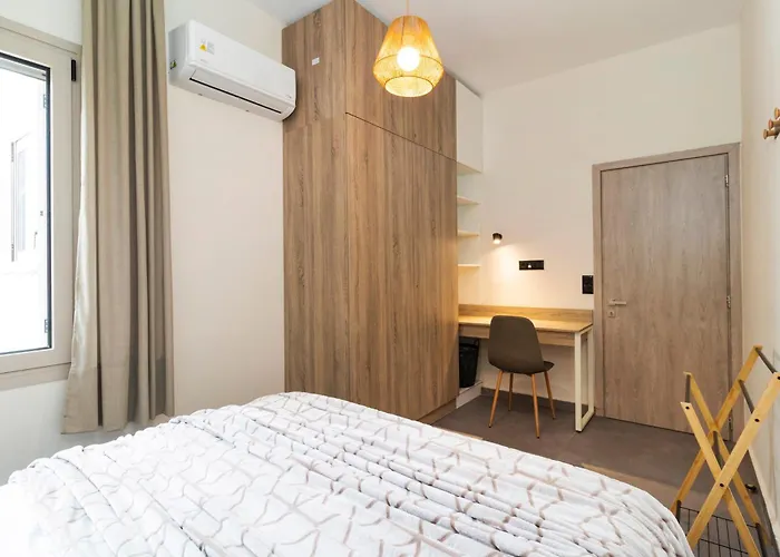 Apartment Stylish And Modern Near Nea Chora