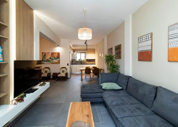 Apartment Stylish And Modern Near Nea Chora