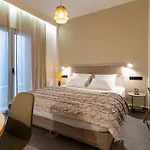 Апартаменти Stylish And Modern Near Nea Chora